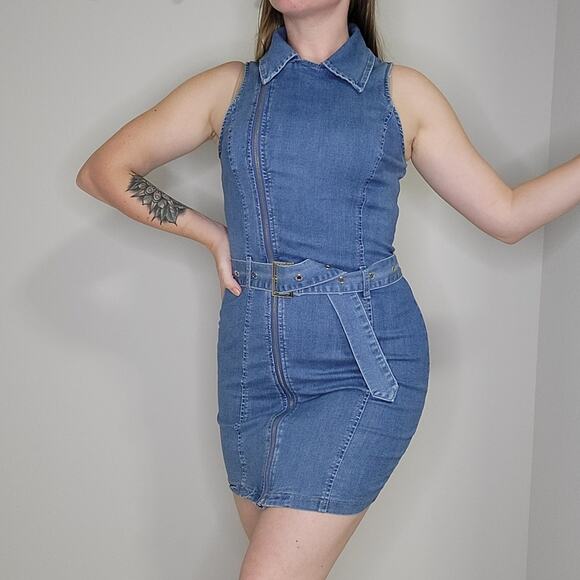 Mebon Denim Bodycon Mini Dress NWT Jean Dress Size M - Picture 1 of 8